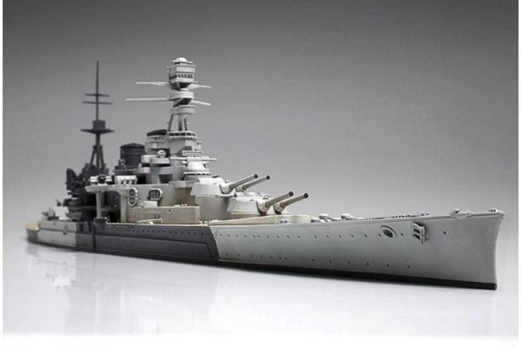 TAMIYA 1/700 Battle Cruiser Repulse