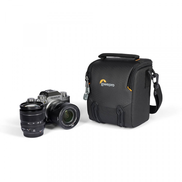 Lowepro Shoulder Bag Adventura SH 120 III Black