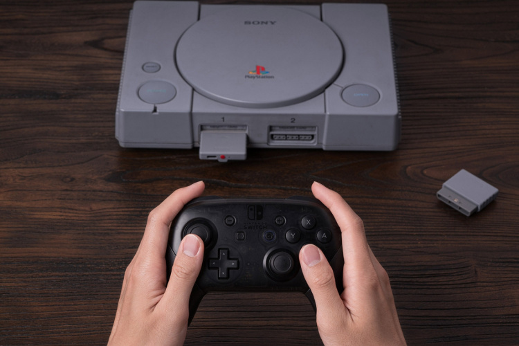 8BitDo Retro Received Receiver, PlayStation / PlayStation 2 8BitDo Retro Received Receiver, PlayStation / PlayStation 2