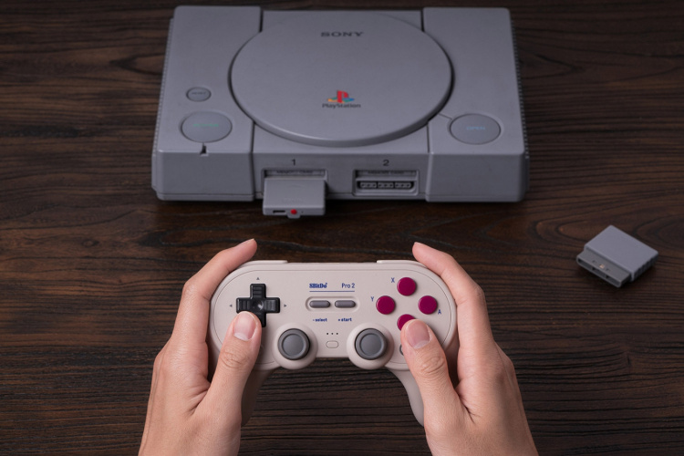 8BitDo Retro Received Receiver, PlayStation / PlayStation 2 8BitDo Retro Received Receiver, PlayStation / PlayStation 2