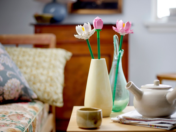 LEGO Botanical 40647 - Lotus Flowers LEGO Botanical 40647 - Lotus Flowers