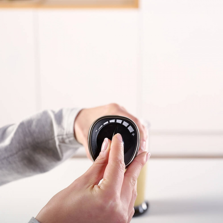 BLACK+DECKER Hand Blender 800W Black Accessories