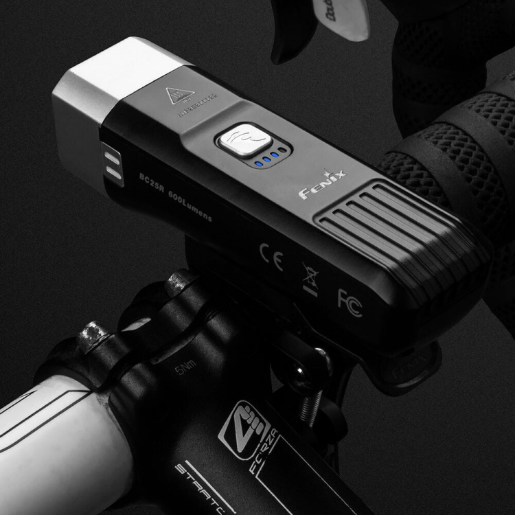 Fenix bC25R bicycle light