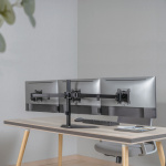 LogiLink Monitorställ/fot trippel 17-27