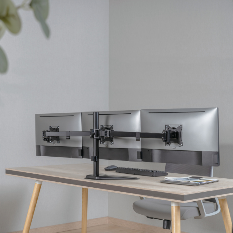 LogiLink Monitorställ/fot trippel 17-27