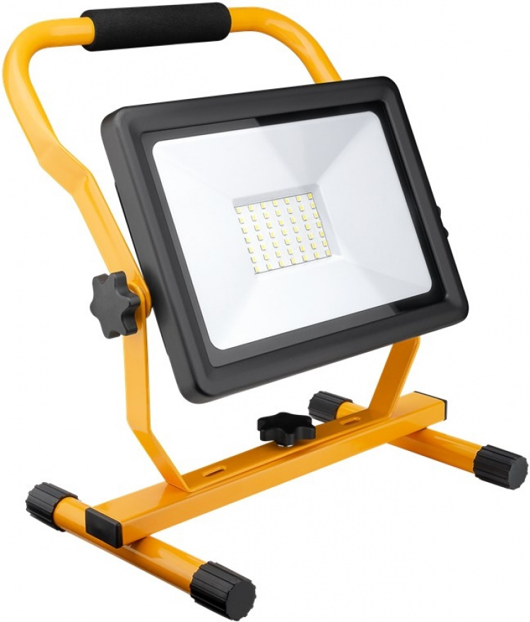 Goobay LED Work Light with Stand, 50 W with 4250 lm and cool white light (6500 K), suitable for indoor and outdoor use (IP65) Goobay LED Work Light with Stand, 50 W with 4250 lm and cool white light (6500 K), suitable for indoor and outdoor use (IP65)