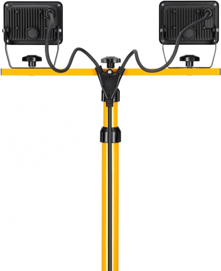 Goobay LED Work Light with Telescopic Tripod, 2x 20 W with a total of 3400 lm and neutral white light (4000 K), suitable for indoor and outdoor use (IP65) Goobay LED Work Light with Telescopic Tripod, 2x 20 W with a total of 3400 lm and neutral white light (4000 K), suitable for indoor and outdoor use (IP65)