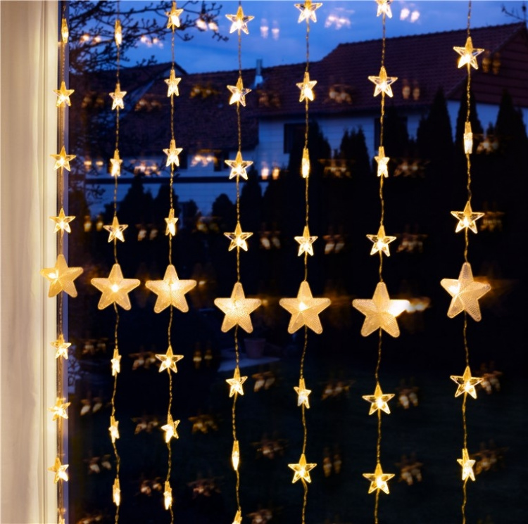 Goobay Star Curtain with 80 LEDs with remote control, timer function, 8 light modes, dimmer and 31 V external transformer, warm white (3000 K) Goobay Star Curtain with 80 LEDs with remote control, timer function, 8 light modes, dimmer and 31 V external transformer, warm white (3000 K)