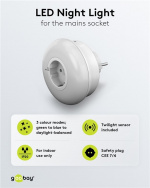 Goobay Plug-in LED Night Light with colour change function (green, blue, daylight-balanced), automatic twilight sensor and safety socket (type F)