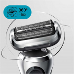 Braun Series 7 71-S7500cc -parranajokone puhdistusasemalla