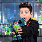 <p>Check out this crazy awesome playset with an interactive shark monster figure! We\'re talking high-level interactivity here, folks. In this kit, it\'s not just a regular monster figure, it\'s an interactive ninja shark spy! Follow our steps, toss in ingre