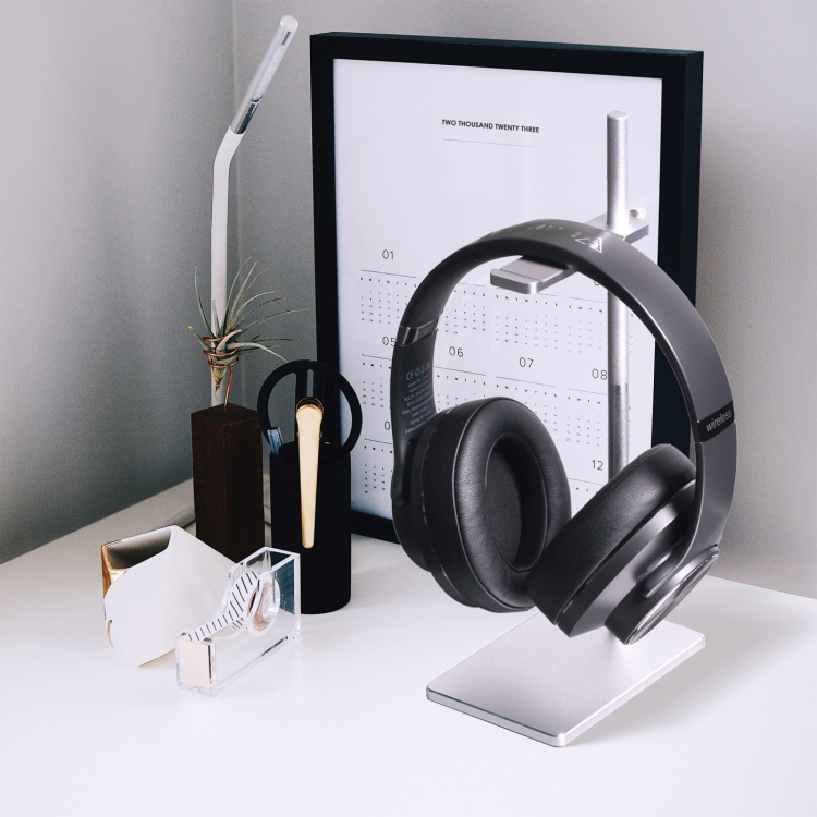 Desire2 Headphone Desk Stand Aluminium Silver Desire2 Headphone Desk Stand Aluminium Silver