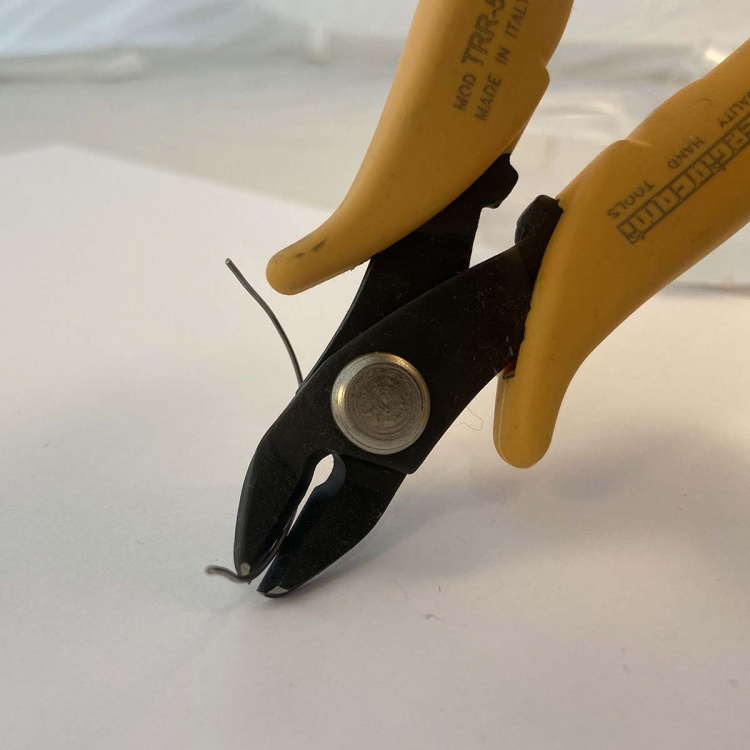 Piergiacomi Very strong flush cutter for jewellery making and rubber seal cutting