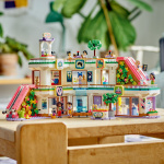 LEGO Friends 42604 - Heartlake City Shopping Mall
