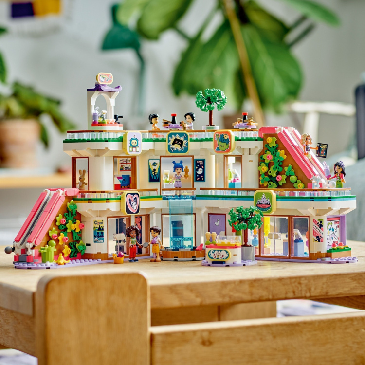 LEGO Friends 42604 - Heartlake City Shopping Mall