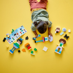 LEGO DUPLO Town 10423 - Buildable People with Big Emotions