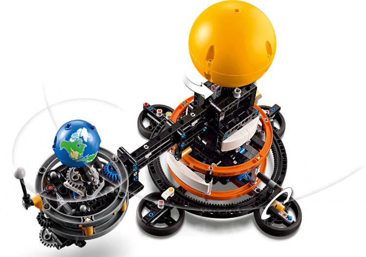 LEGO Technic 42179 - Planet Earth and Moon in Orbit LEGO Technic 42179 - Planet Earth and Moon in Orbit