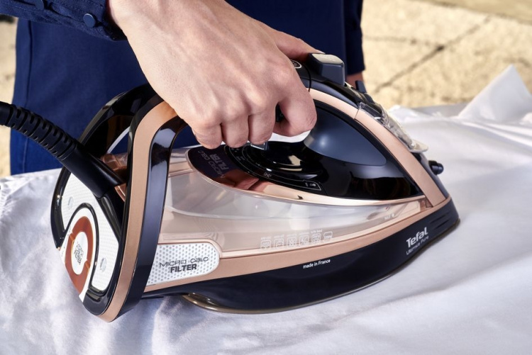 Tefal FV9845E0 Ultimate Pure Rosé ångstrykjärn Tefal FV9845E0 Ultimate Pure Rosé ångstrykjärn