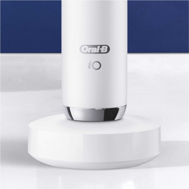 Oral B iO Series 9 - elektrisk tandborste, vit Oral B iO Series 9 - elektrisk tandborste, vit