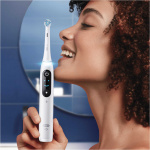 Oral B iO Series 9 - elektrisk tandborste, vit Oral B iO Series 9 - elektrisk tandborste, vit