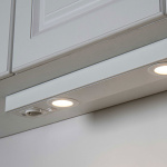 Llitt Emma 580 Köksbänksbelysning 2xspot + uttag 3000K 650lm 580cm Llitt Emma 580 Köksbänksbelysning 2xspot + uttag 3000K 650lm 580cm