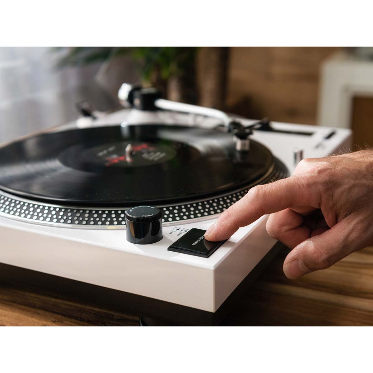 Lenco Direct drive turntable with USB recording Lenco Direct drive turntable with USB recording