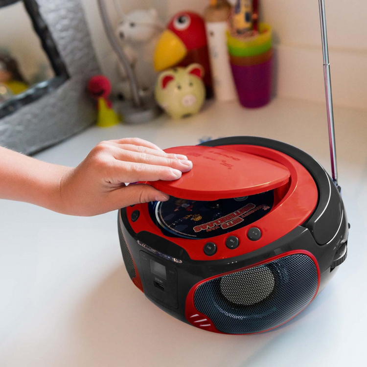 Lenco Portable FM Radio CD/MP3/USB/Bluetooth® player with LED lighting Red Lenco Portable FM Radio CD/MP3/USB/Bluetooth® player with LED lighting Red