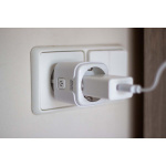 Alecto Smart Wi-Fi plug with energy monitor 16A 3680W White Alecto Smart Wi-Fi plug with energy monitor 16A 3680W White
