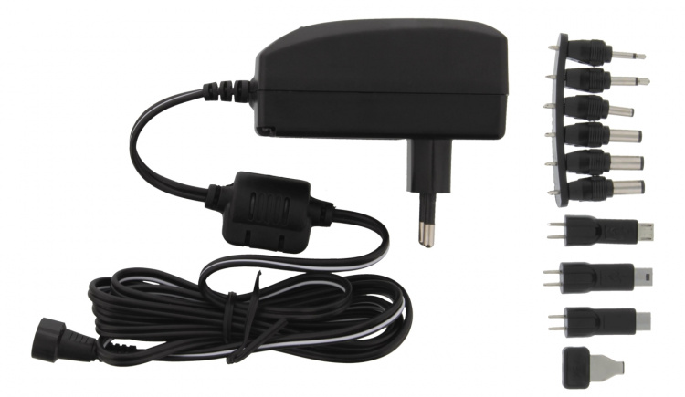 Nordic Quality AC/DC Plugin Adapter, 2250mAh