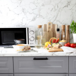 Champion Mikrovågsugn 20L 700W Vit Champion Mikrovågsugn 20L 700W Vit