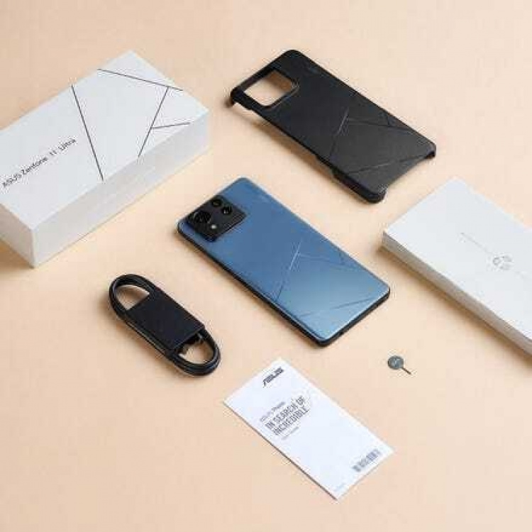 ASUS Zenfone 11 Ultra 5G phone, 256/12 GB, blue