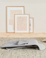 BabyBjörn Bliss Woven Bundle -sitteri + lelu, Light Grey/Googly Eyes(pastelli)