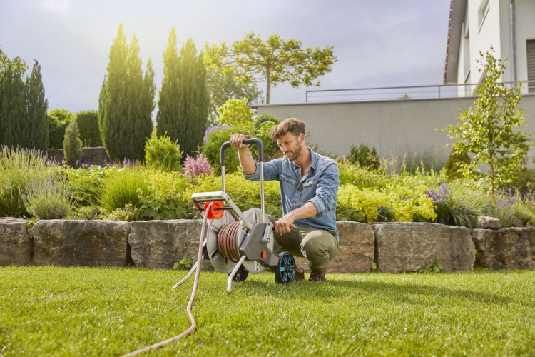 GARDENA CleverRoll M Easy Metal Hose Trolley, 25 m Flex Hose