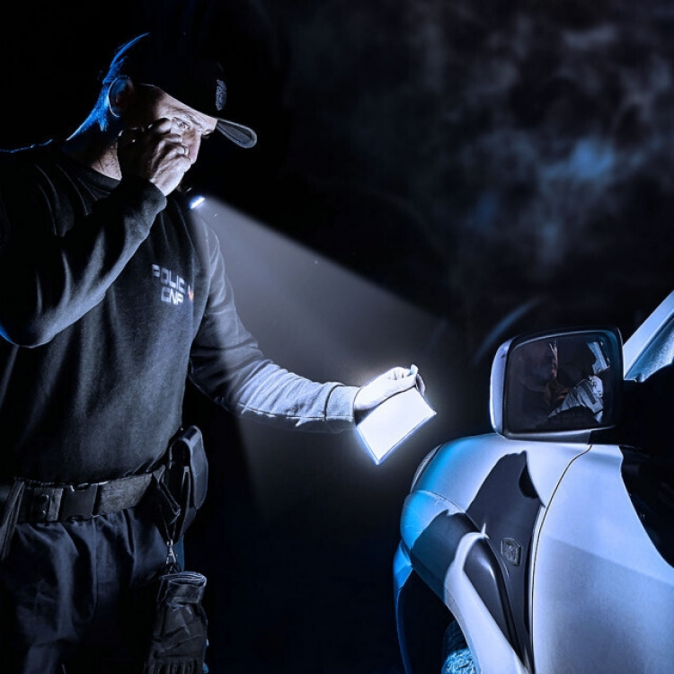 Fenix PD36 TAC flashlight