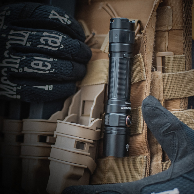 Fenix PD35 V3.0 flashlight, 1700 lm