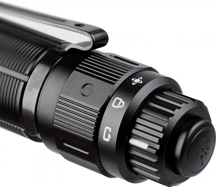 Fenix TK22 -TAC flashlight, 2800 lm