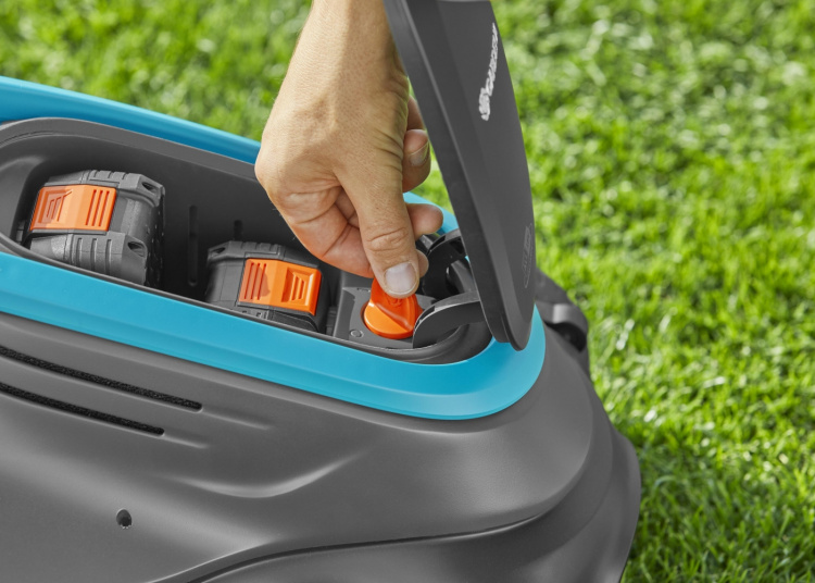 GARDENA PowerMax 37/36V P4A Ready-To-Use Set Accu Lawnmower GARDENA PowerMax 37/36V P4A Ready-To-Use Set Accu Lawnmower