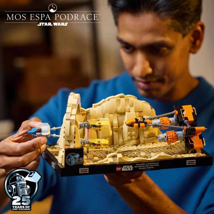 LEGO Star Wars 75380 - Mos Espa Podrace™ diorama LEGO Star Wars 75380 - Mos Espa Podrace™ diorama