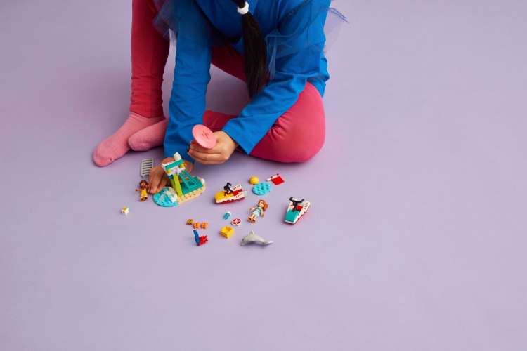 LEGO Friends 42623 - Jet Ski on the beach