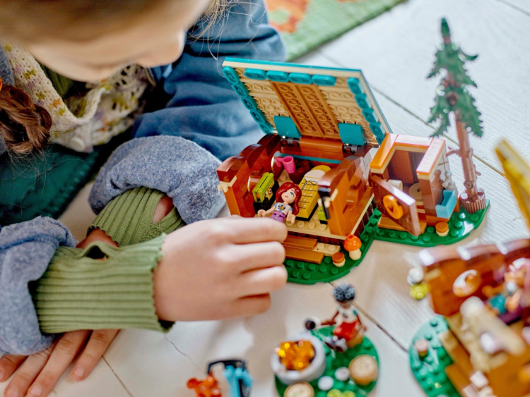 LEGO Friends 42624 - Adventure Camp - Comfortable Lavas LEGO Friends 42624 - Adventure Camp - Comfortable Lavas