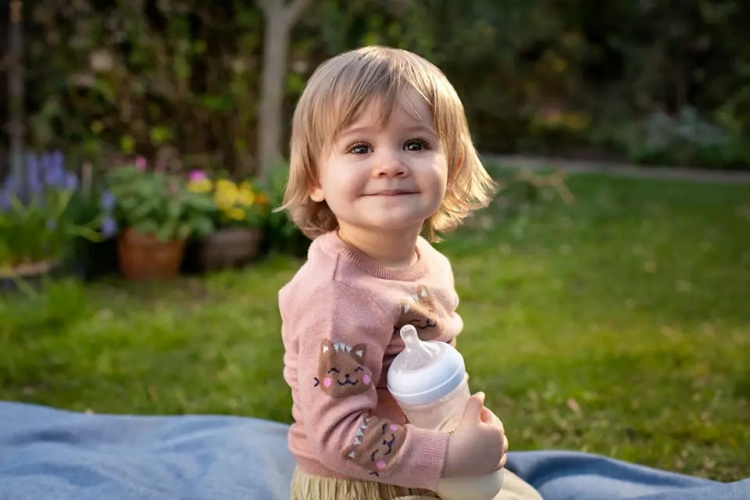 Philips Avent SCY906/01 Natural Response feeding bottle, 330 ml Philips Avent SCY906/01 Natural Response feeding bottle, 330 ml