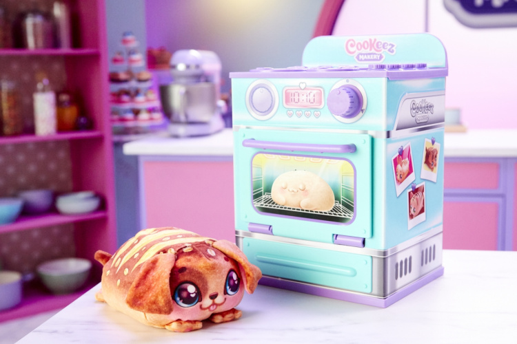 Cookeez Makery - bread oven and mystery cookie