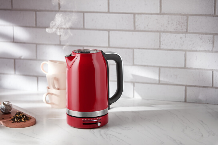 KitchenAid 5KEK1701EER electric kettle, red