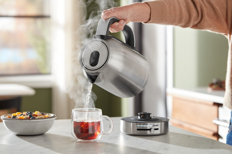 KitchenAid 5KEK1701ESX electric kettle, stainless steel
