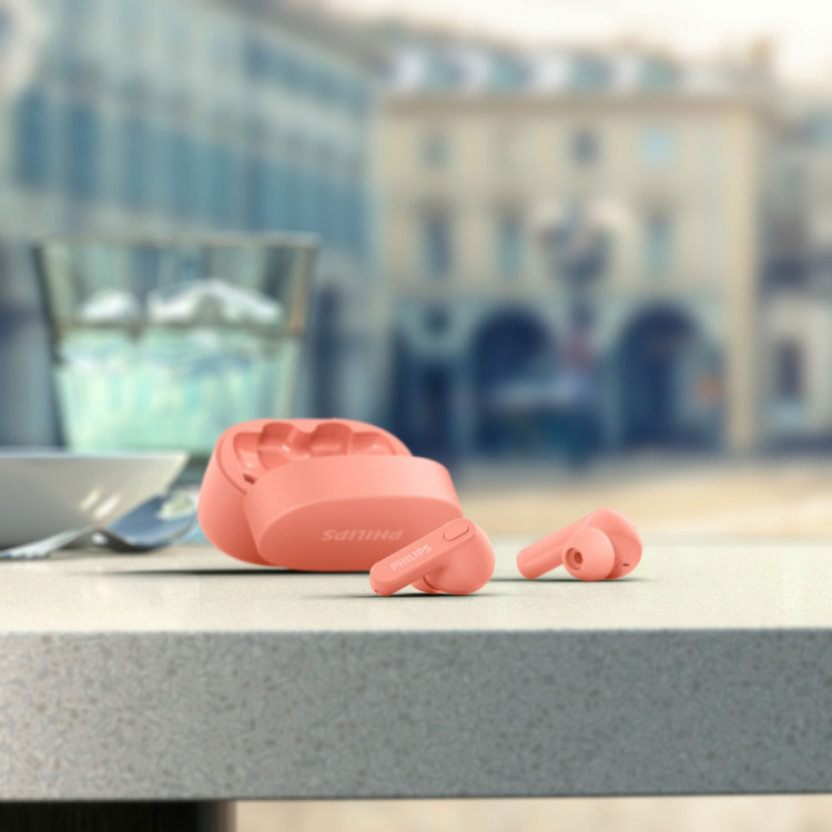 Philips TAT2206PK True Wireless-hörlurar, IPX4-klass (stänk och svettåliga) 6+18 timmars speltid. Rosa Philips TAT2206PK True Wireless-hörlurar, IPX4-klass (stänk och svettåliga) 6+18 timmars speltid. Rosa