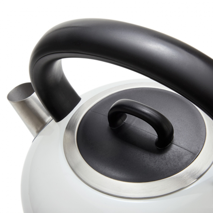 Champion Vattenkokare Retro 1,7L VK402 Creme white Champion Vattenkokare Retro 1,7L VK402 Creme white