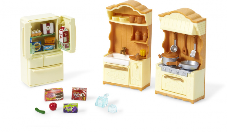 Sylvanian Families Farmhouse kitchen with fridge