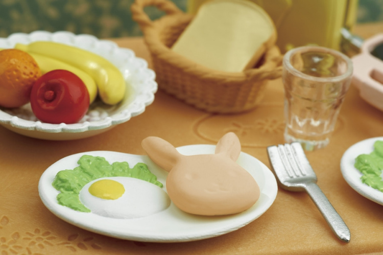 Sylvanian Families Breakfast set with toaster