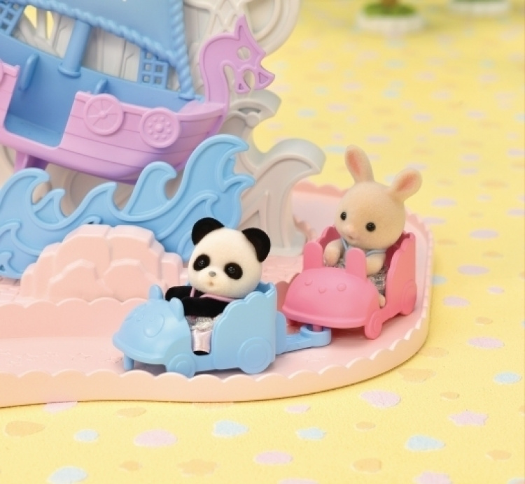 Sylvanian Families Amusement park for babies