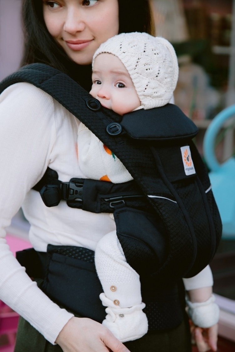 Ergobaby Omni Breeze backpack, Onyx Black